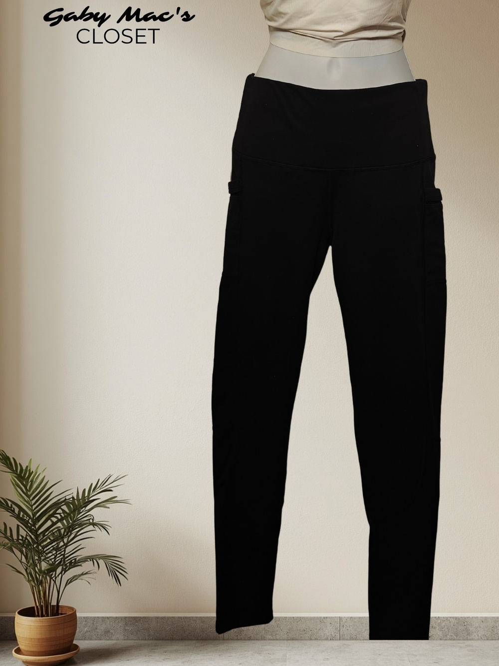 Level Up Women's Black High-Waist Spandex Pants